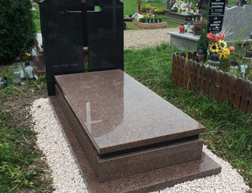 Nagrobek łączony z kamienia Santiago Red oraz Star Galaxy